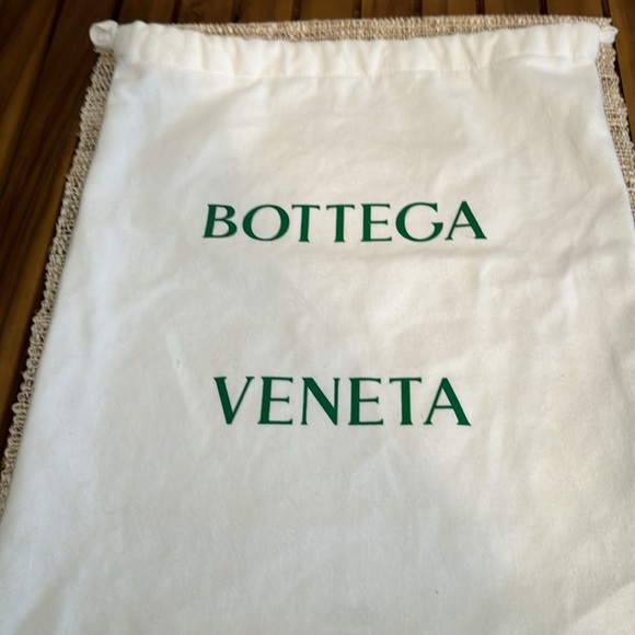 Bottega Veneta Mini Jodie “Authentic” - Picture 4 of 10